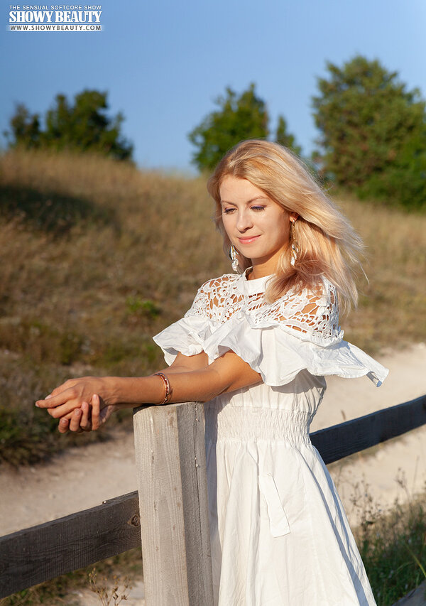 Рутильда, 32 года, 0 размер груди